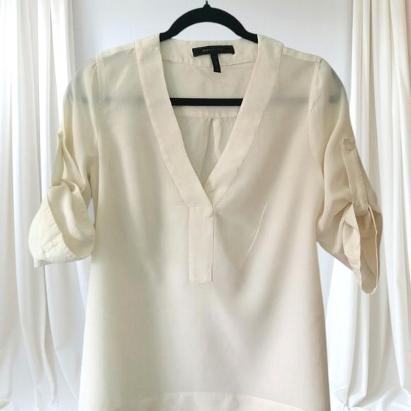 BCBGMaxAzria Tops - BCBGMAXAZRIA XXS 💯 silk
